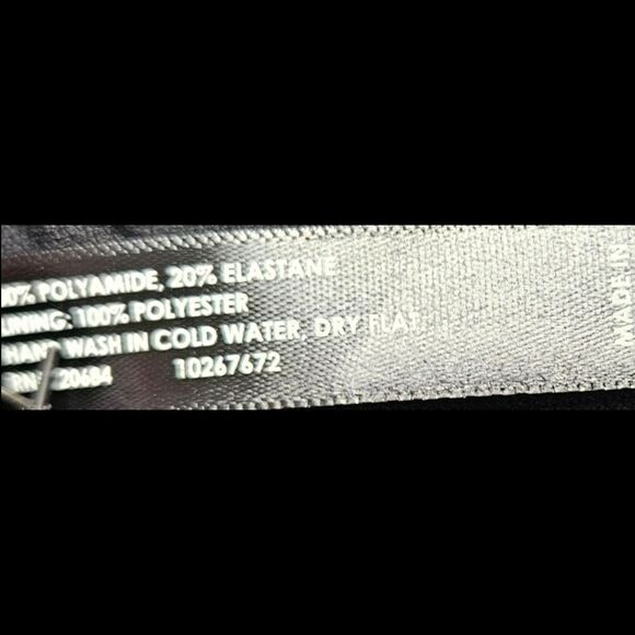 RETRO CHIC HOTTOPIC Poka-Dot Sugar Skull Rose Print 2 Piece Bikini With Ruffles - Picture 9 of 14